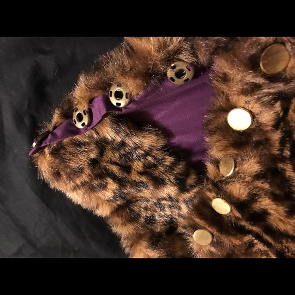 ModCloth Retro Cheetah print capelet - Picture 6 of 7